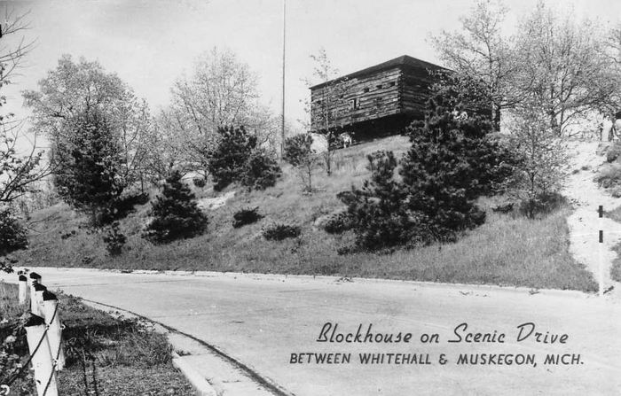Muskegon State Park Blockhouse - Postcard (newer photo)
